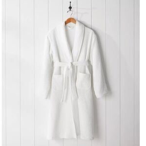 NWT St. Helena Spa Robe